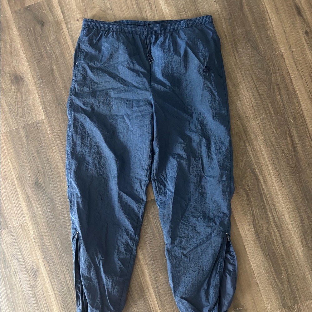 Nike Men's Dark Blue Lightweight Jogger Pants